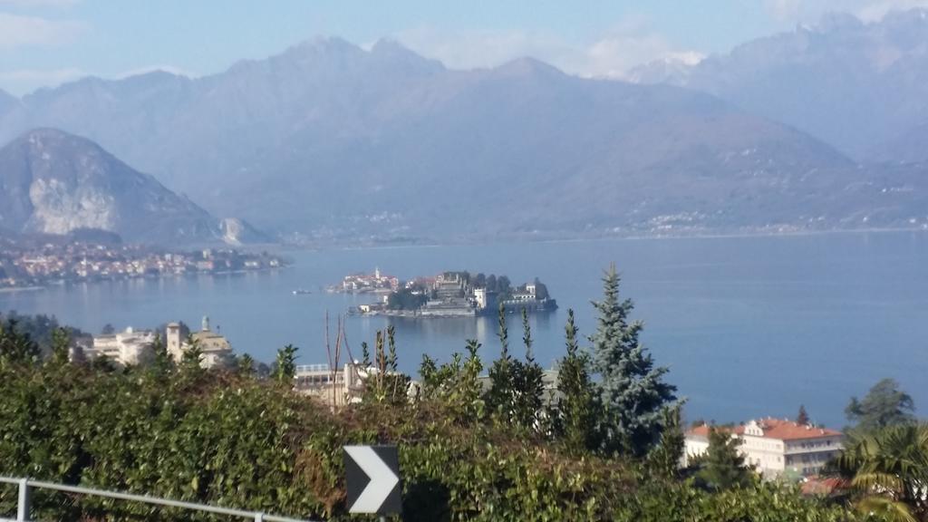Le Colonne Lägenhet Stresa Exteriör bild