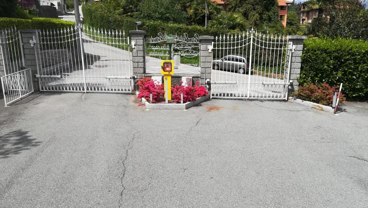 Le Colonne Lägenhet Stresa Exteriör bild